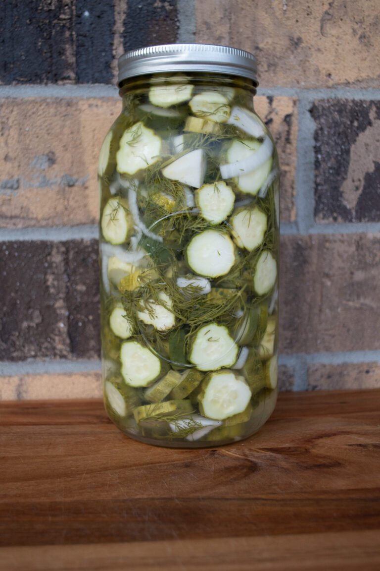 Simple Homemade Refrigerator Dill Pickles